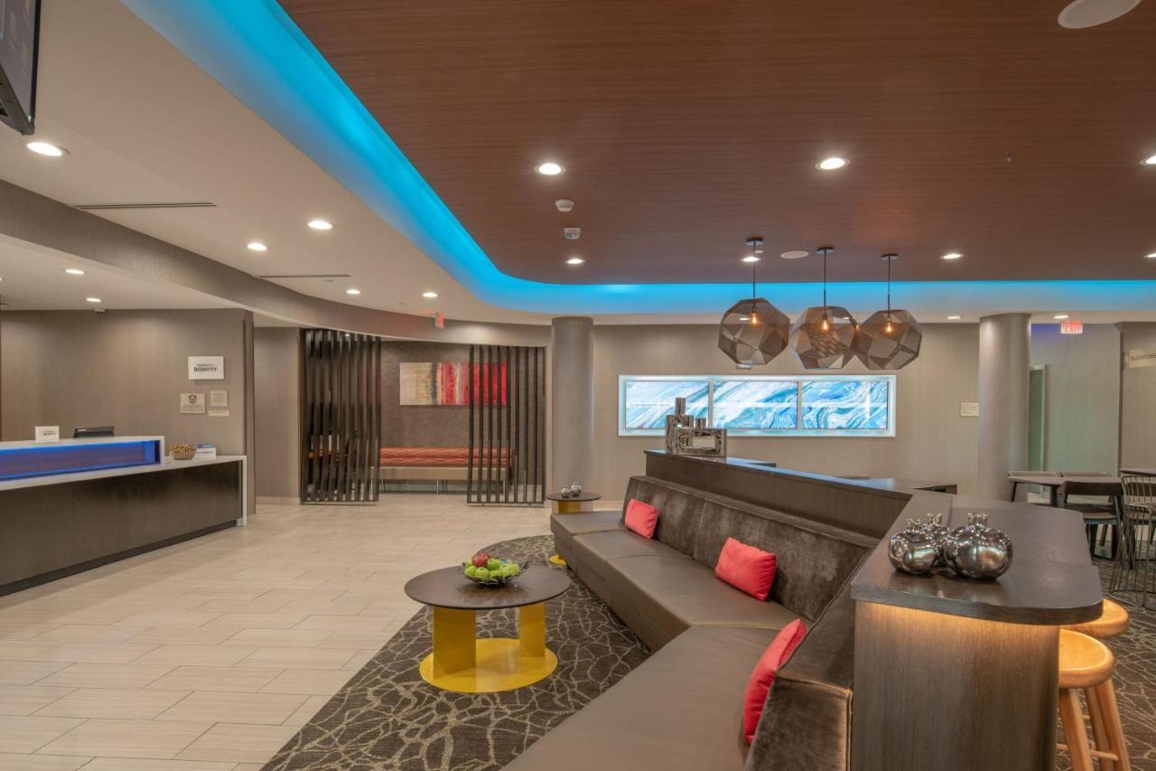 Springhill Suites Dallas Central Expressway Zewnętrze zdjęcie
