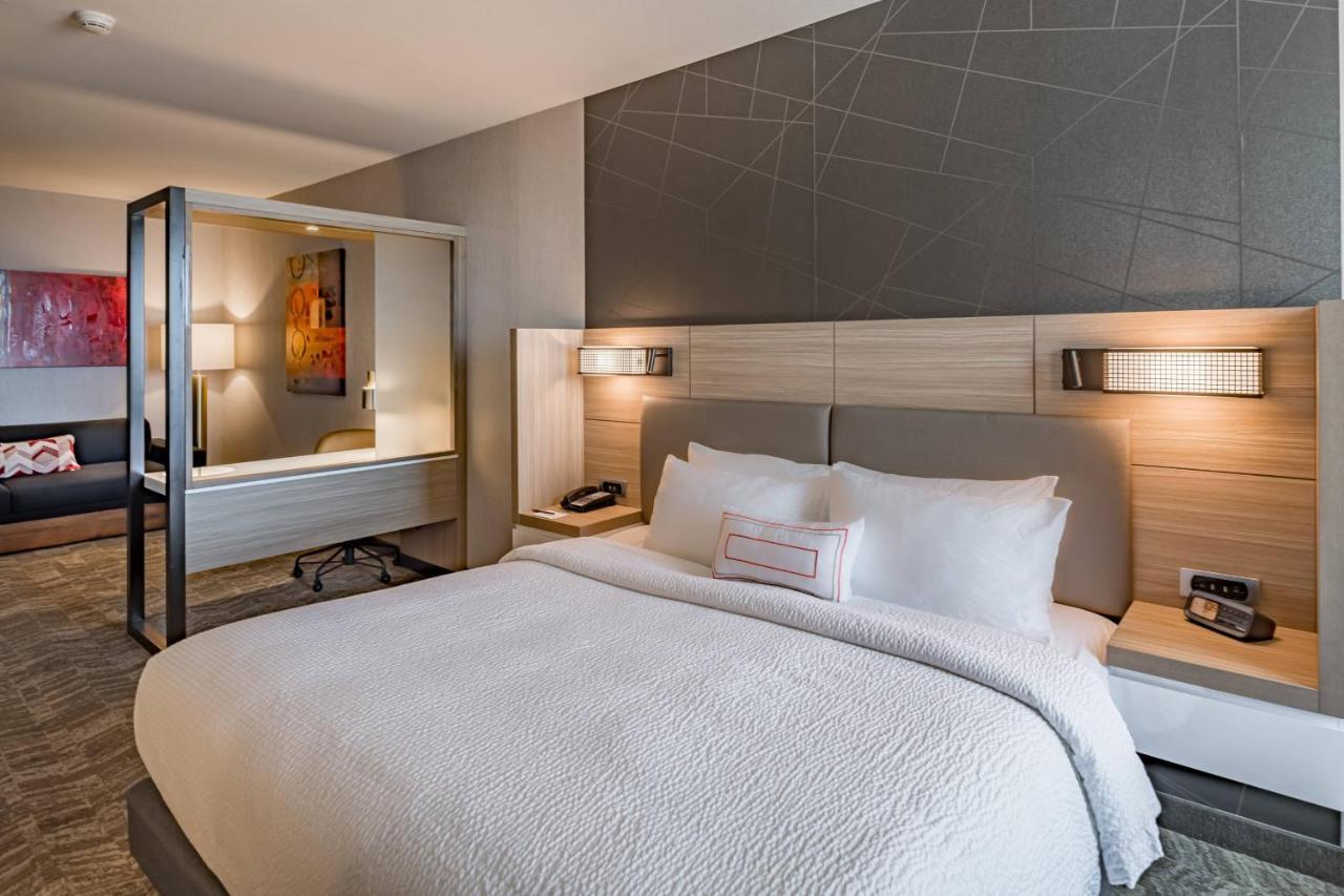 Springhill Suites Dallas Central Expressway Zewnętrze zdjęcie