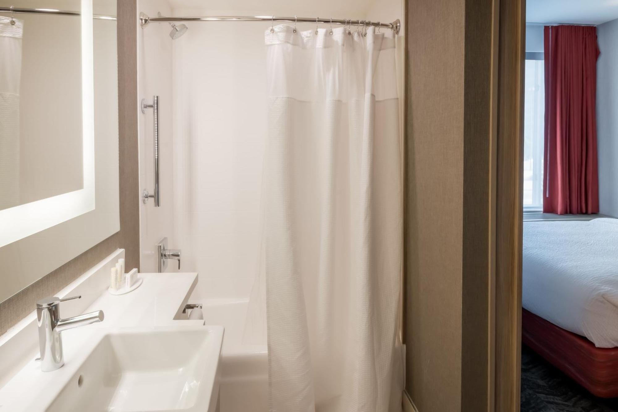 Springhill Suites Dallas Central Expressway Zewnętrze zdjęcie