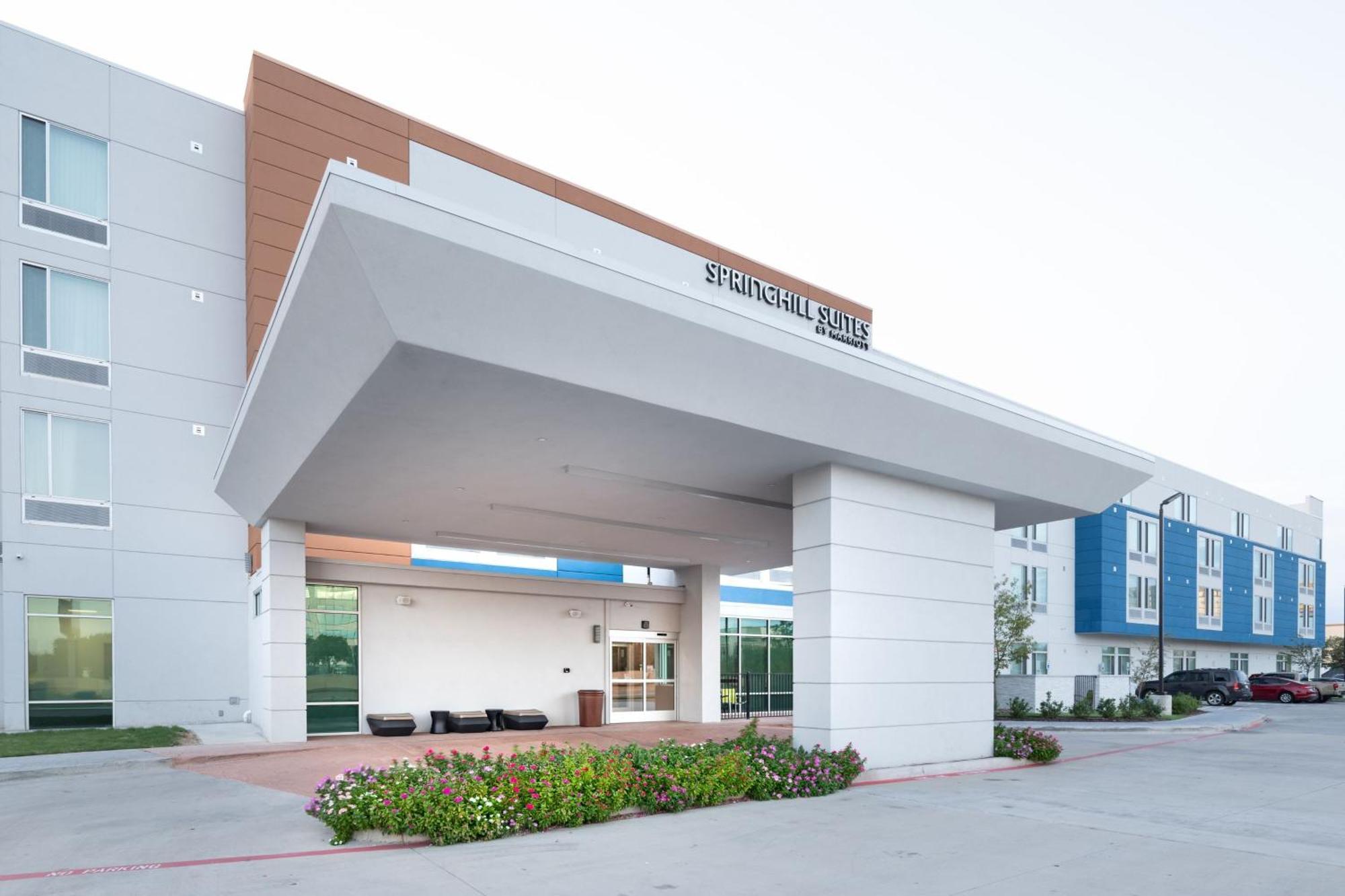 Springhill Suites Dallas Central Expressway Zewnętrze zdjęcie