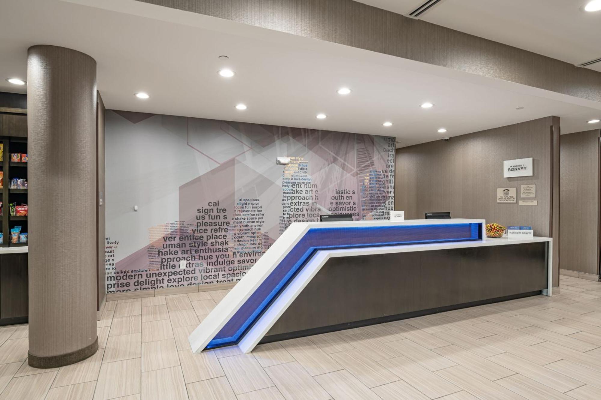 Springhill Suites Dallas Central Expressway Zewnętrze zdjęcie
