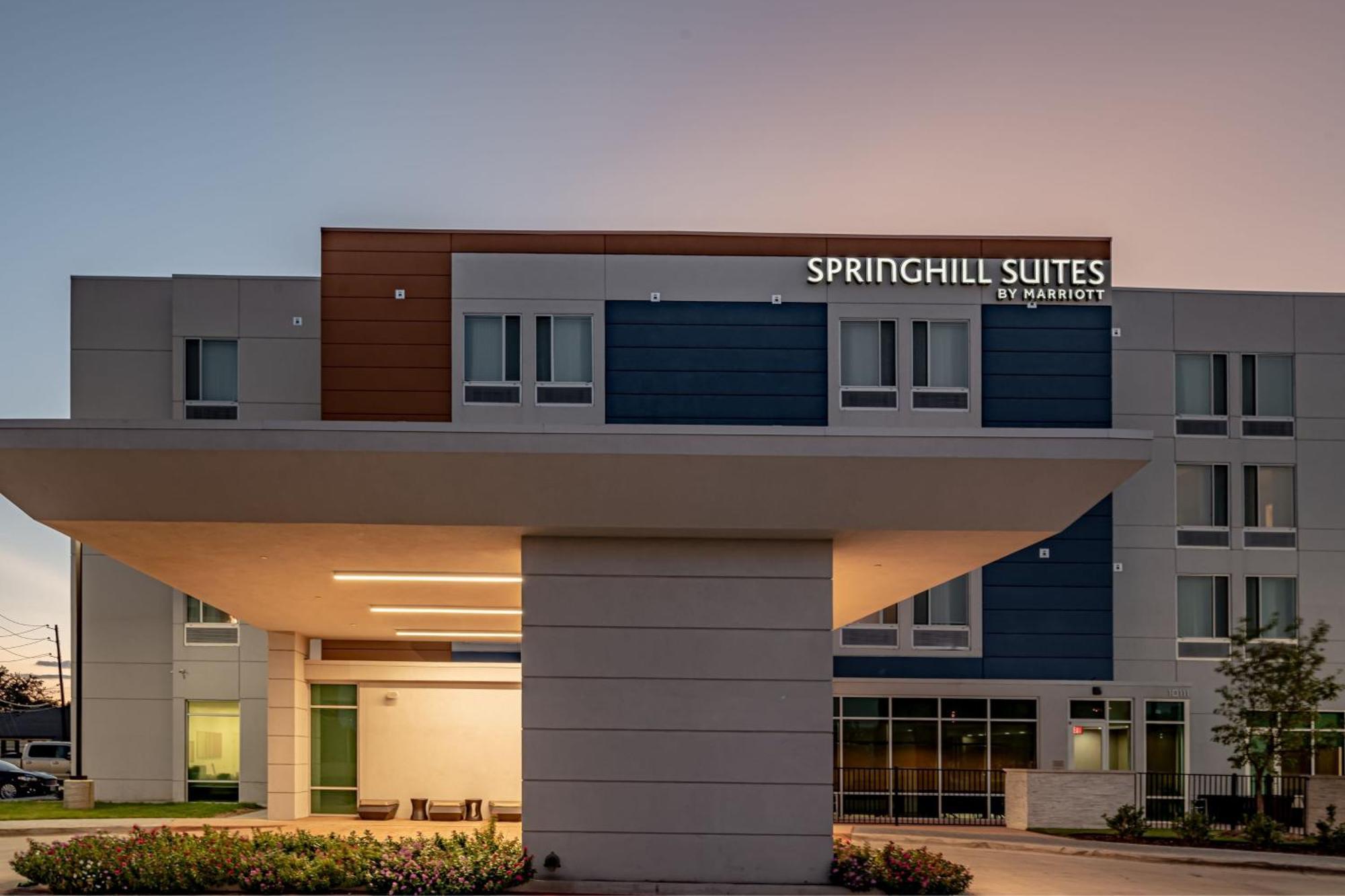 Springhill Suites Dallas Central Expressway Zewnętrze zdjęcie
