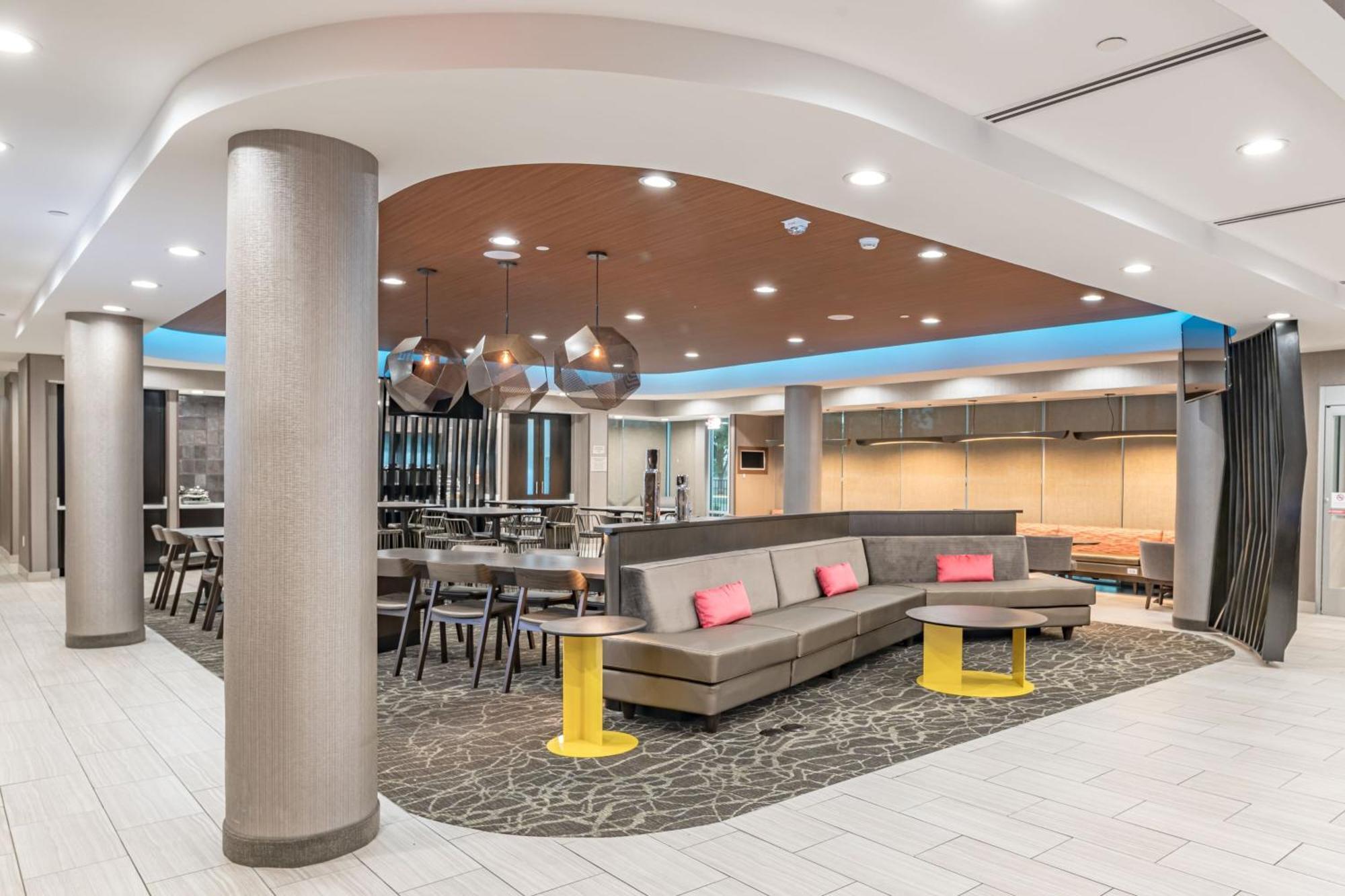 Springhill Suites Dallas Central Expressway Zewnętrze zdjęcie