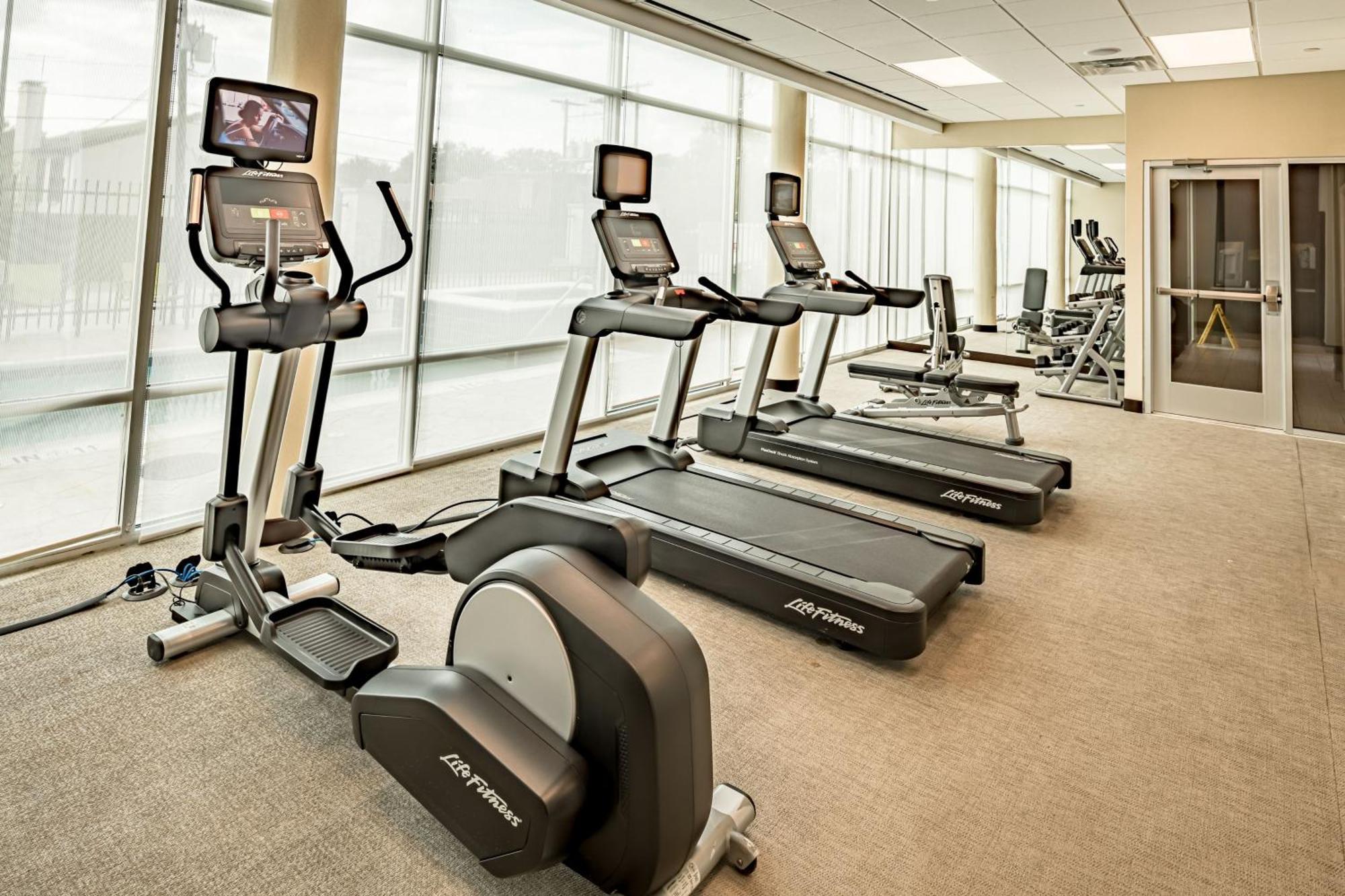 Springhill Suites Dallas Central Expressway Zewnętrze zdjęcie