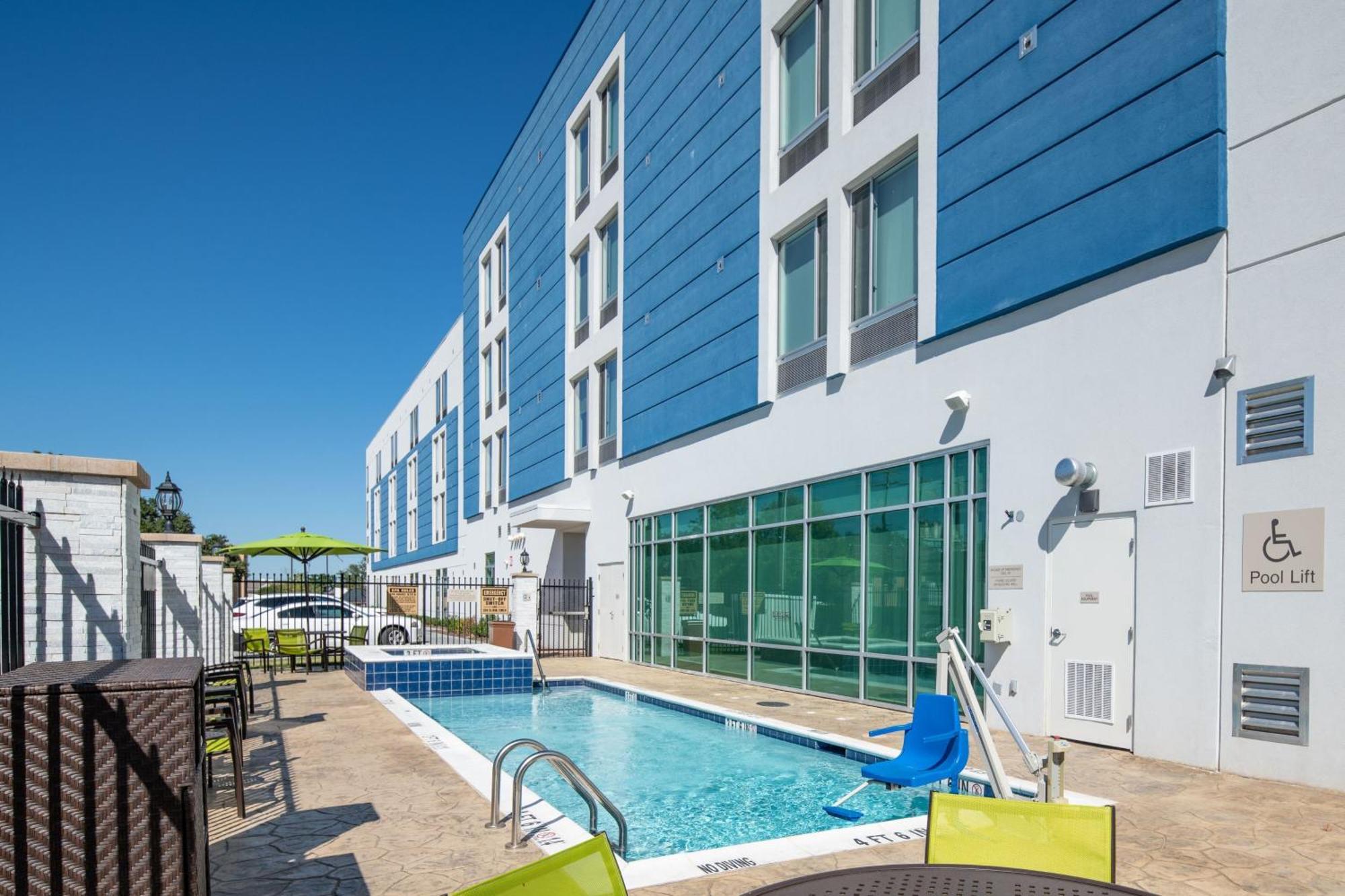 Springhill Suites Dallas Central Expressway Zewnętrze zdjęcie