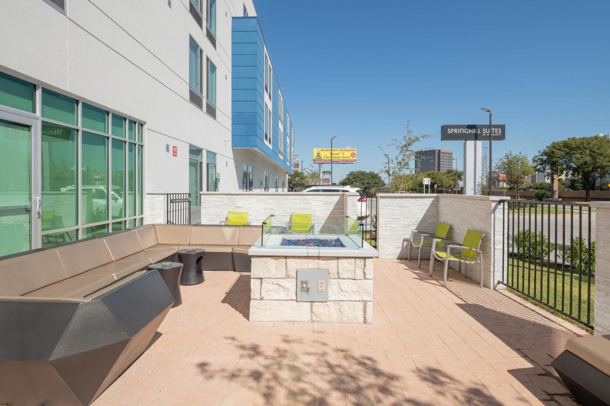 Springhill Suites Dallas Central Expressway Zewnętrze zdjęcie