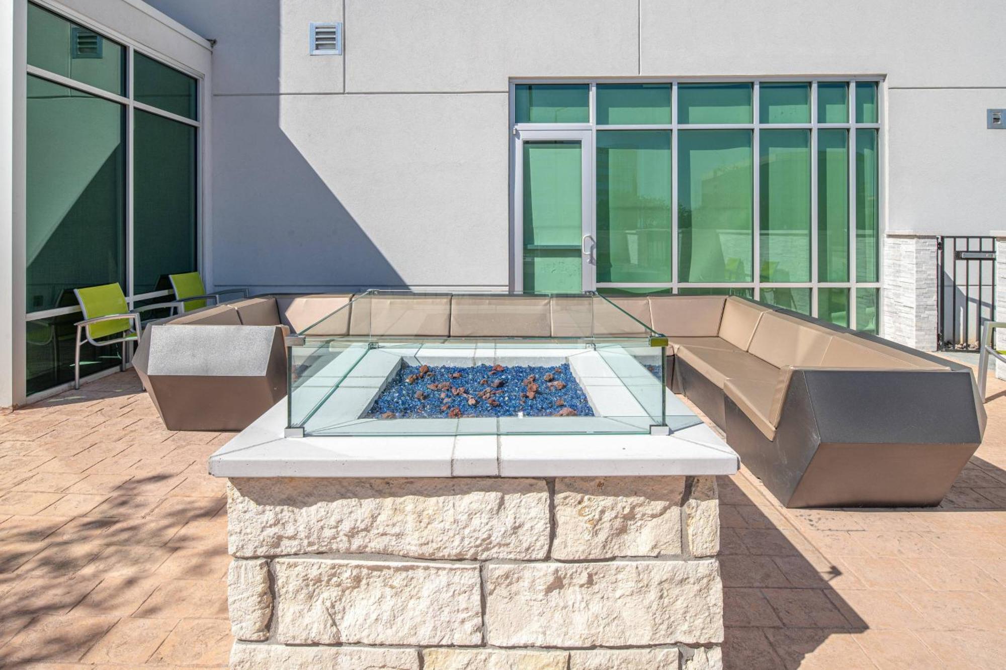 Springhill Suites Dallas Central Expressway Zewnętrze zdjęcie